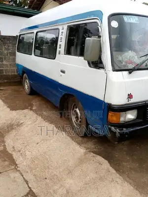 Nissan Caravan 1982