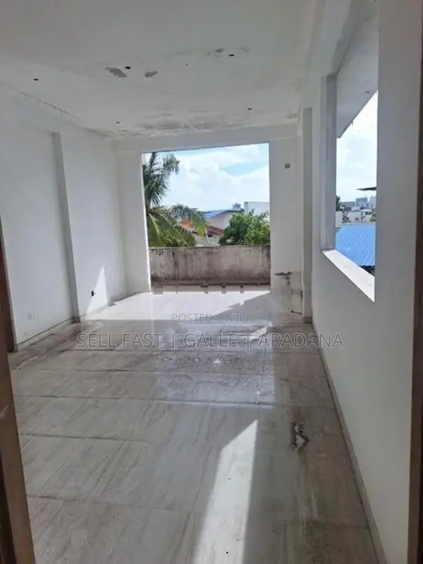 Three Story Building for sale in heart of Nugegoda.