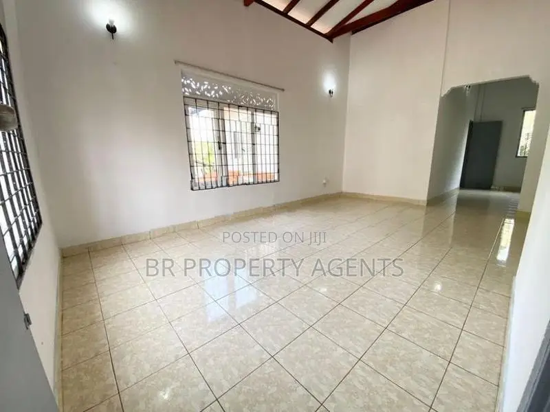 Two Storey House for Sale in Pannipitiya