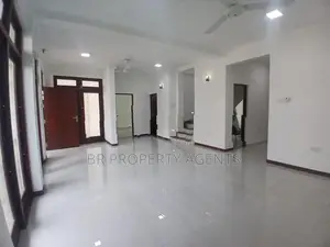 Luxury Two Storey House for Sale in Piliyandala