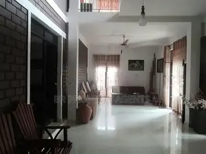 Three Storey House for Sale in Piliyandala