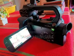 Canon XA60B UHD 4K Camcorder