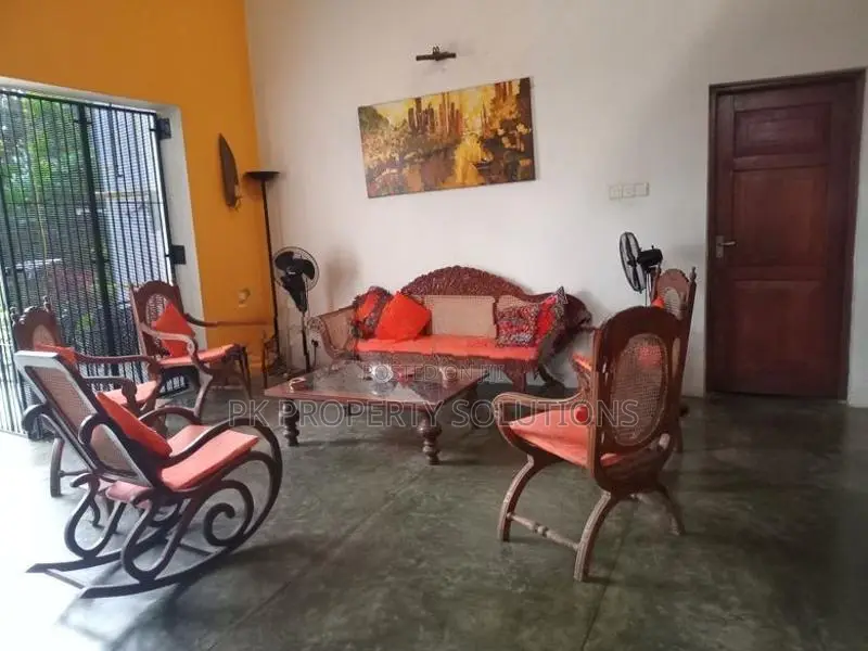 House for Sale in Ratmalana ( File No 106 E)