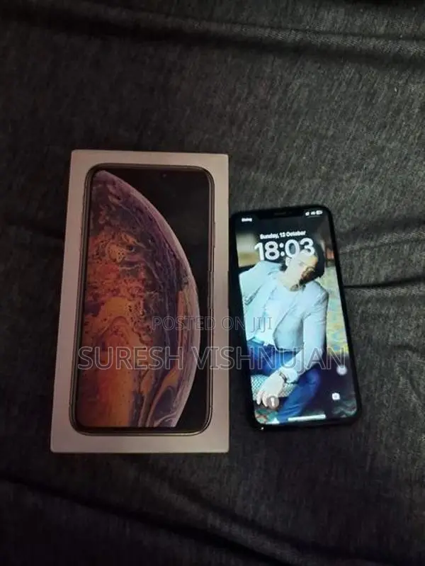 Apple iPhone XS Max (Used)