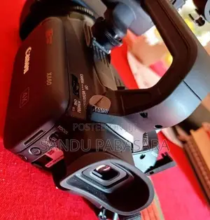 Canon XA60B UHD 4K Camcorder