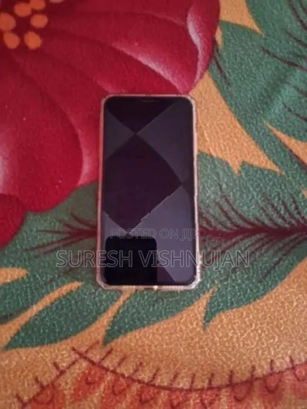Apple iPhone XS Max (Used)