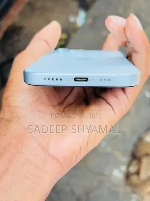 Apple iPhone 15 (Used)