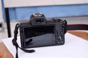 Canon EOS M50 Mirrorless Camera