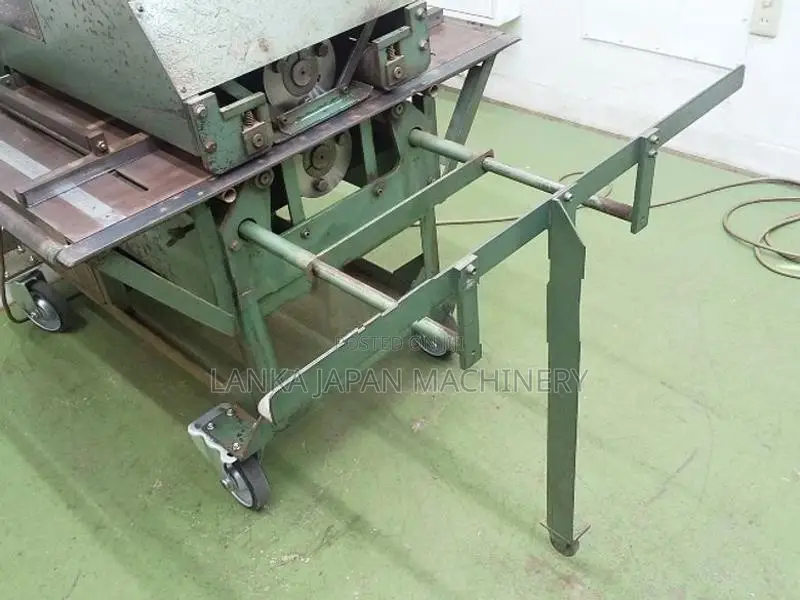 Sheet Metal Cutting Machine