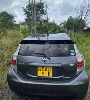Toyota Aqua 2014