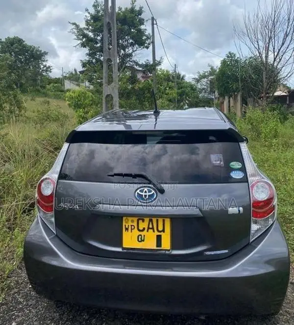 Toyota Aqua 2014