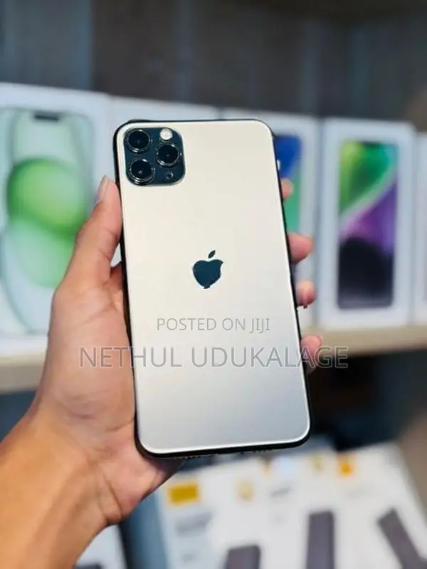 Apple iPhone 11 Pro Max 256GB (Used)