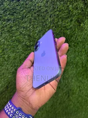 Apple iPhone 16 (Used)