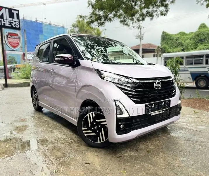 Nissan Dayz Highway Star 2024