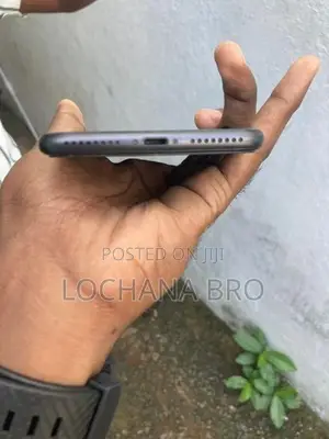 Apple iPhone 8 Plus (Used)