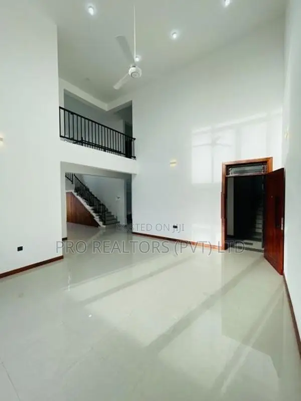 Apartment For Sale In Nugegoda Duplex Apartment!