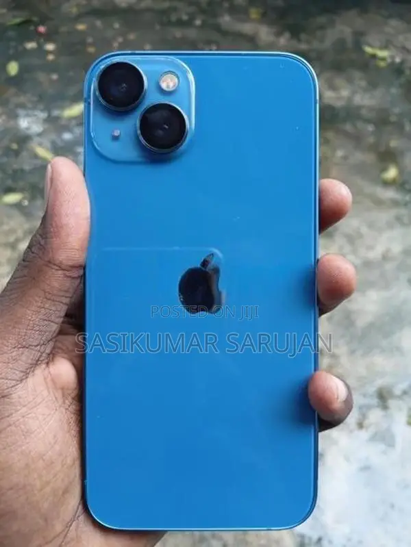 Apple iPhone 13 (Used)