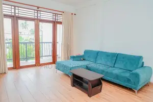 Spacious House for Rent in Thalahena