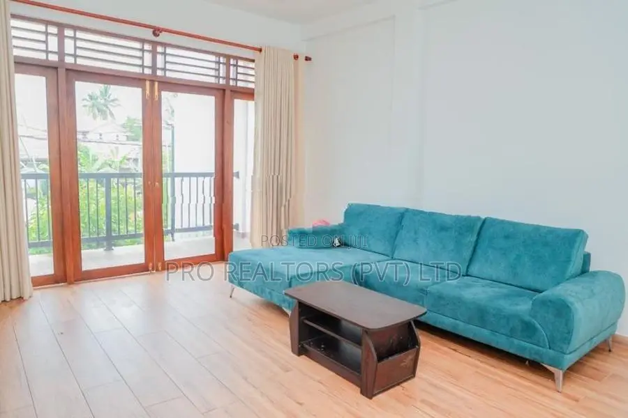 Spacious House for Rent in Thalahena