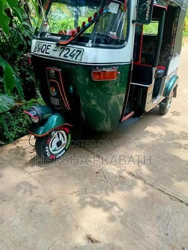 Bajaj RE 2006