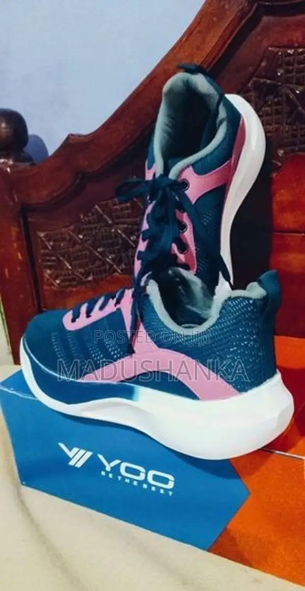 Yoo Dek Shoes