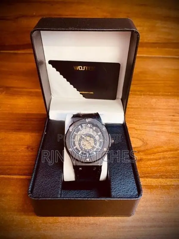 Wojtek Brand | Automatic Movement