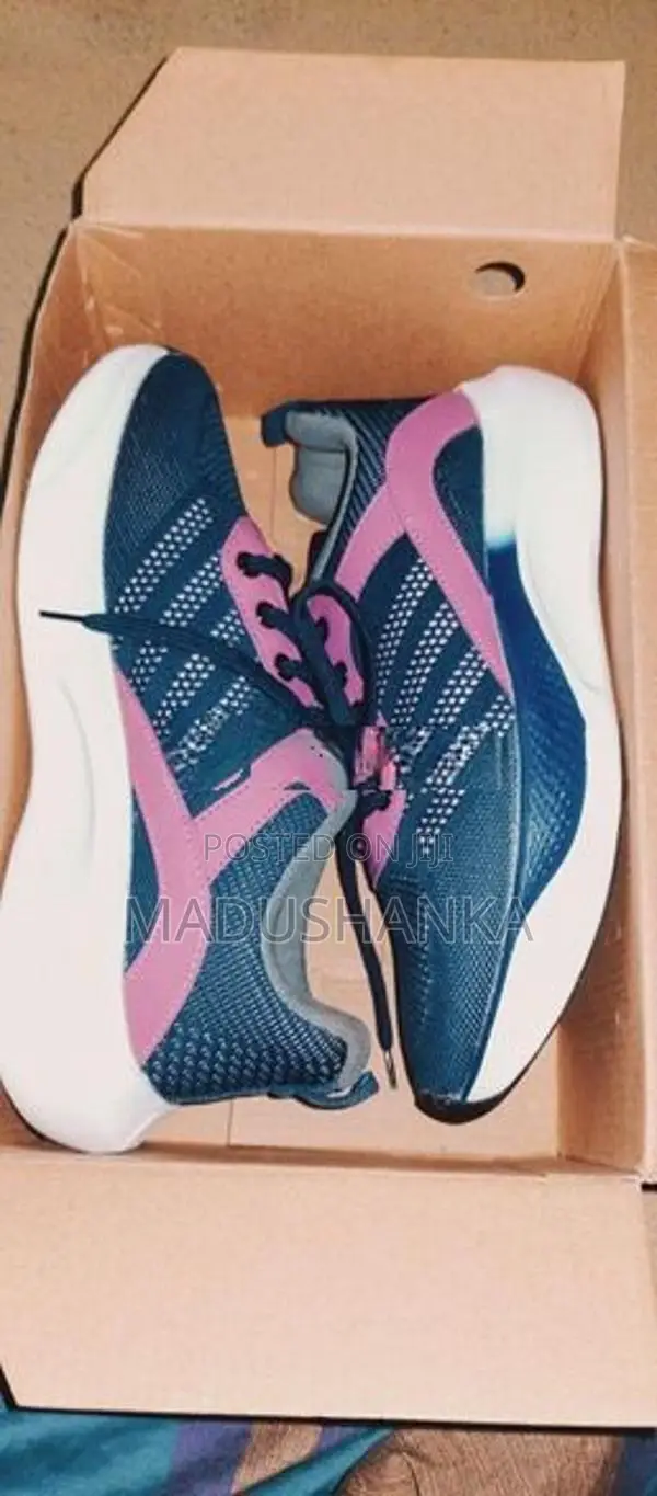 Yoo Dek Shoes
