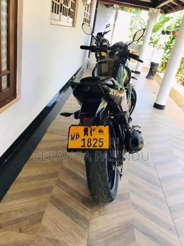 Yamaha FZ 2011