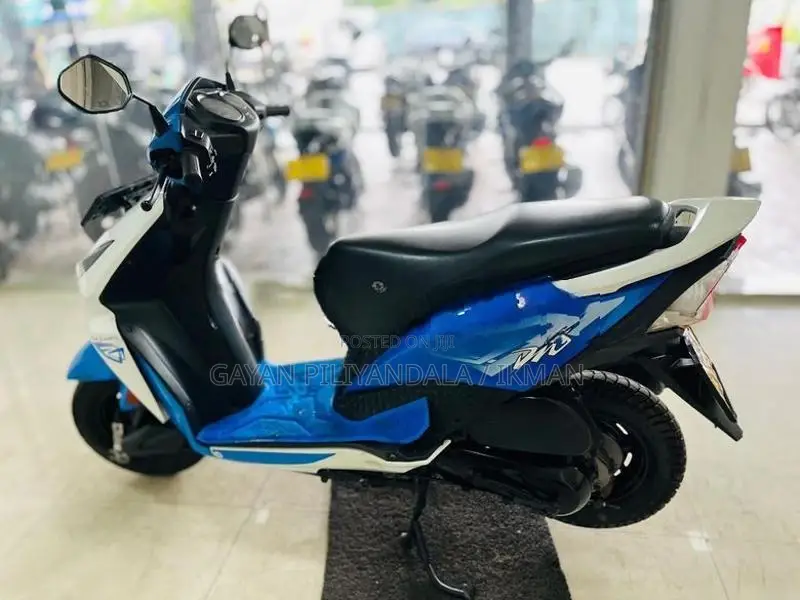 Honda Dio 2015