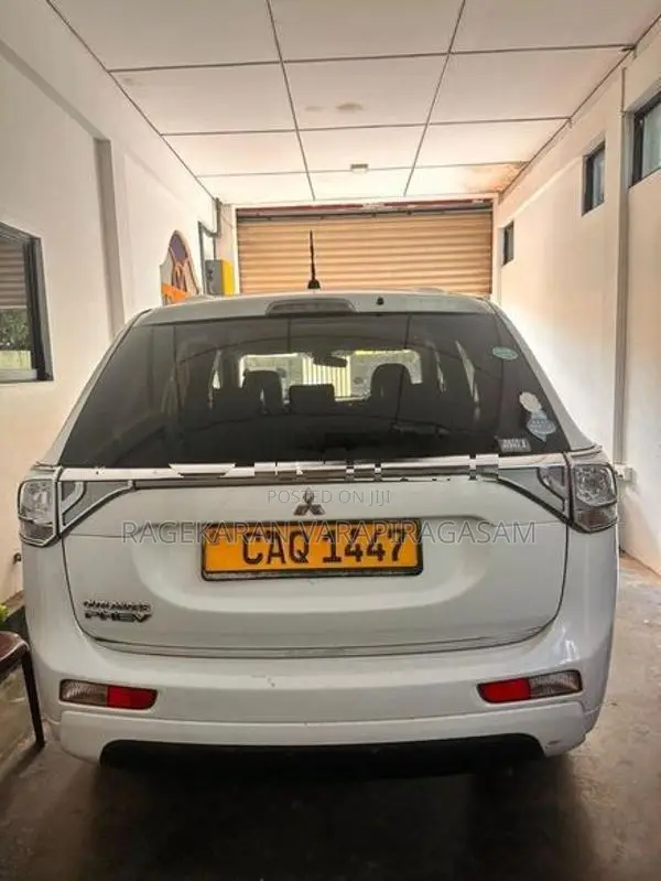 Mitsubishi Outlander 2014