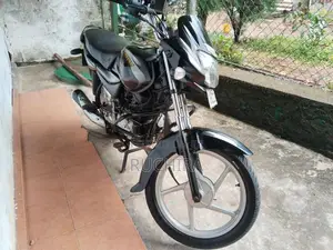 Bajaj Platina 100 ES 2018