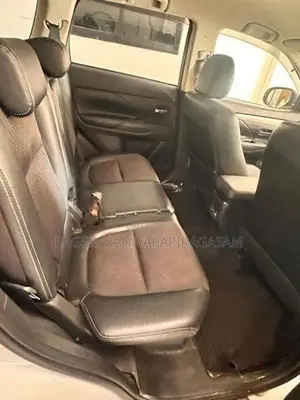 Mitsubishi Outlander 2014