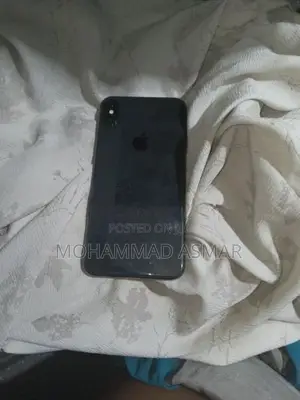 Apple iPhone XS Max (Used)