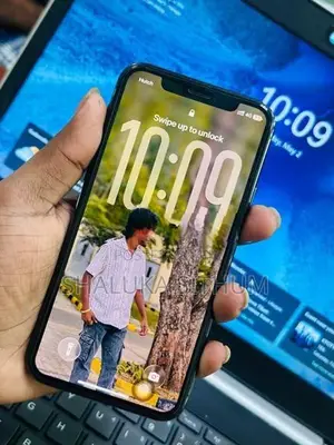 Apple iPhone 11 Pro 256GB (Used)