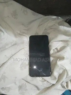 Apple iPhone XS Max (Used)