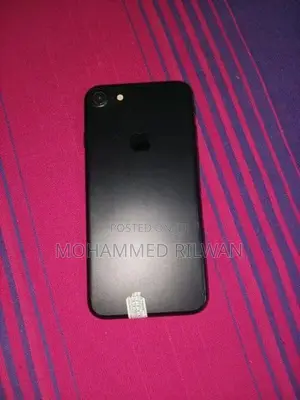 Apple iPhone 7 (Used)