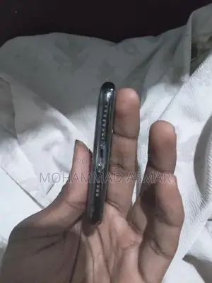 Apple iPhone XS Max (Used)