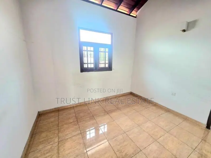 Spacious House for Rent – Wattala Reference No: R0089
