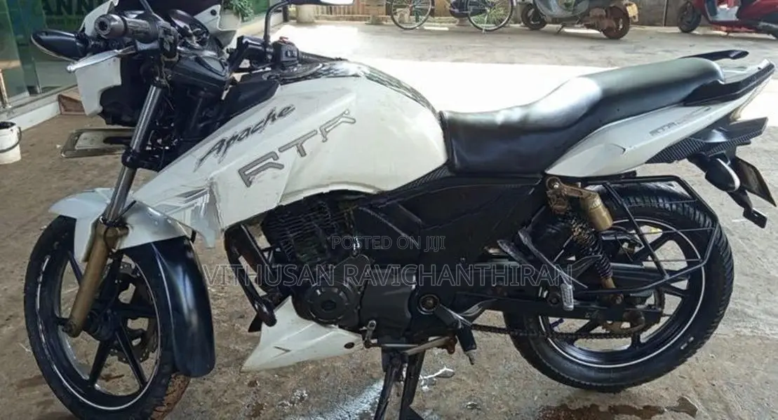 TVS Apache RTR 180 2017
