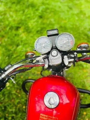 Senaro GN 125 2025