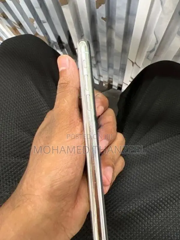 Apple iPhone XS 256GB (Used)