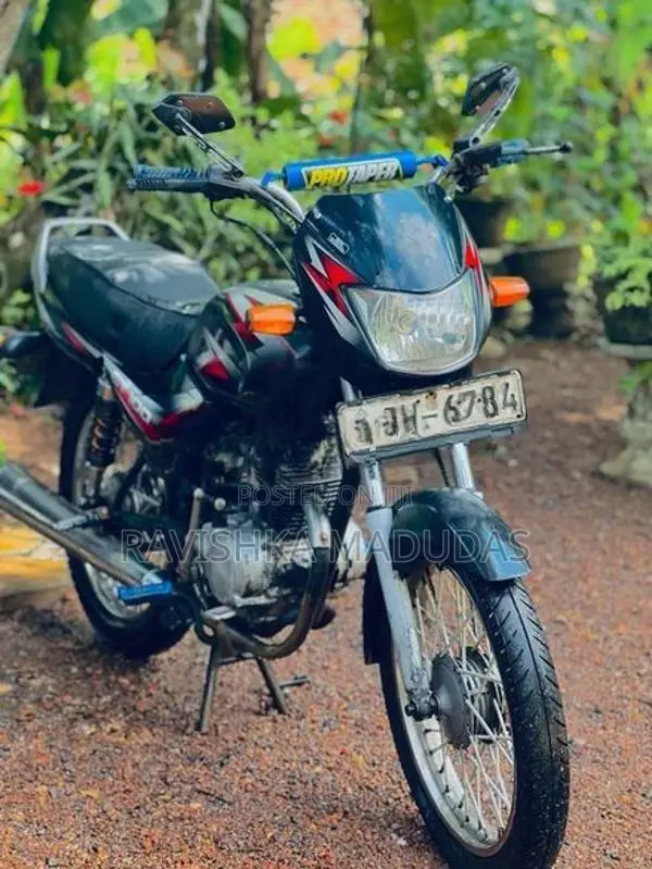 Bajaj CT100 2002