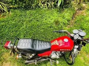 Senaro GN 125 2025
