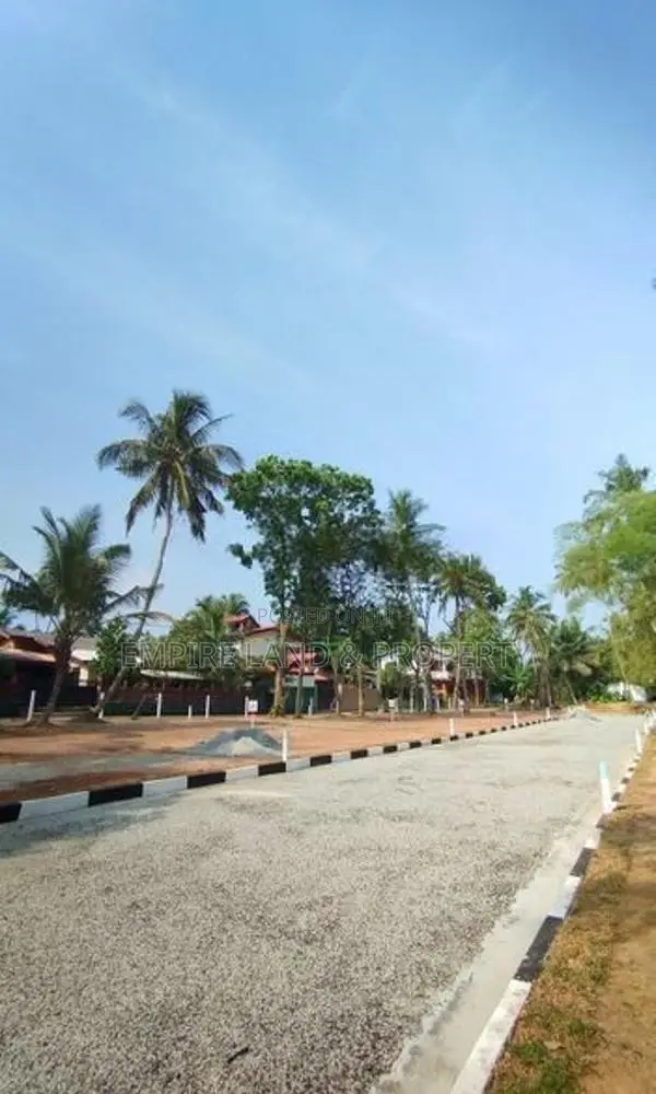 Ja Ela Bopitiya Road Luxury Land Plots for Sale Uswetakeiyawa