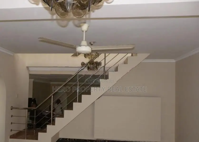 Luxury House for Sale in Angoda