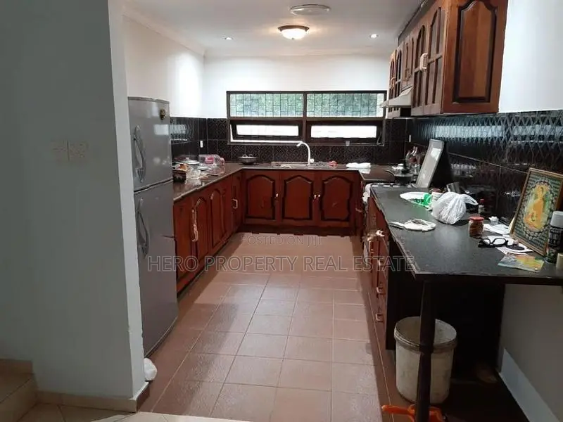 Luxury House for Sale in Angoda