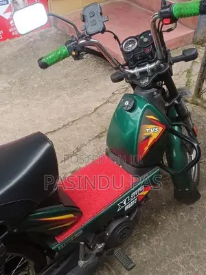 TVS XL 100 2025