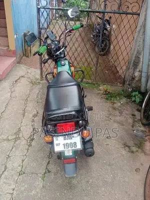 TVS XL 100 2025
