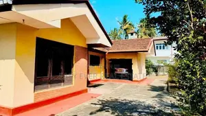 පානදුරෙන් සුපිරි ඉඩමක් විකිණීමට වෙල්යායකට මුහුණලා