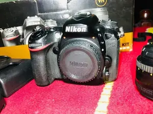 Nikon D7200 Full Camera Kit with 2 Lenses (50mm Prime + 18-55mm VR)